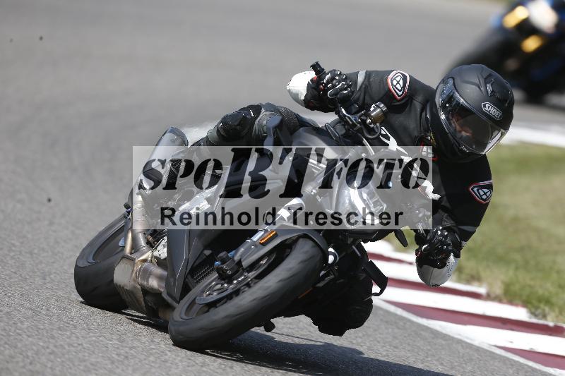 Archiv-2025/49 26.08.2025 Cornu Master School ADR/blau-bleu/49